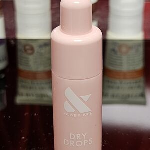 Olive & June Dry Drops 12.5ml / 0.42 fl oz – Quick Dry Nail Polish Finishing Dro